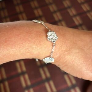 JANKUO Flower Rhodium Plated & CZ Double Sided Station Bracelet. New